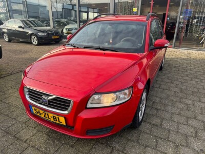 Volvo-V50-0